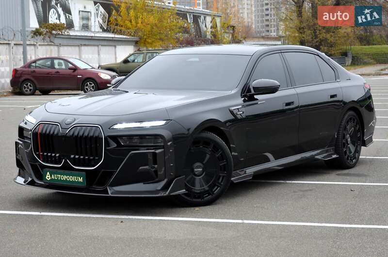 Седан BMW 7 Series 2024 в Киеве