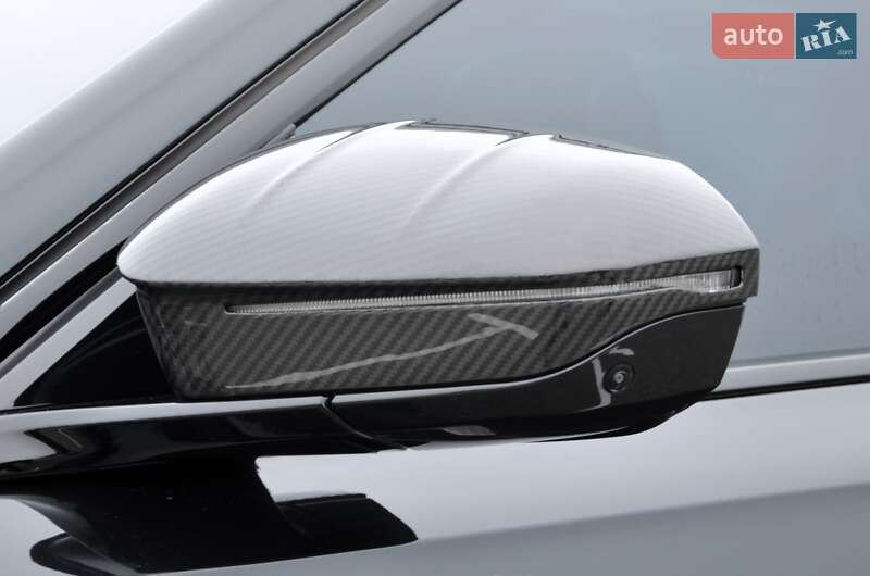 Седан BMW 7 Series 2024 в Киеве