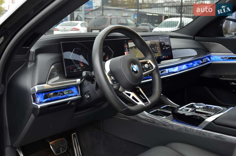 Седан BMW 7 Series 2024 в Киеве