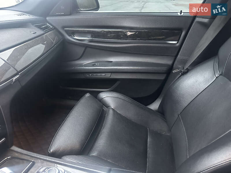 Седан BMW 7 Series 2011 в Черновцах фото 20 Седан BMW 7 Series 2011 в Черновцах