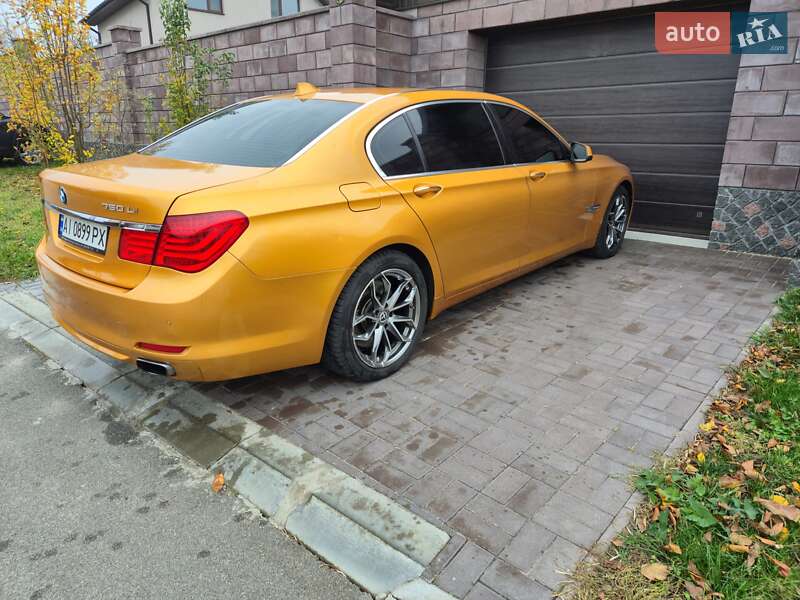 Седан BMW 7 Series 2011 в Богуславі