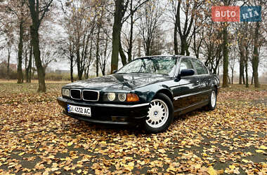 Седан BMW 7 Series 1994 в Владимире