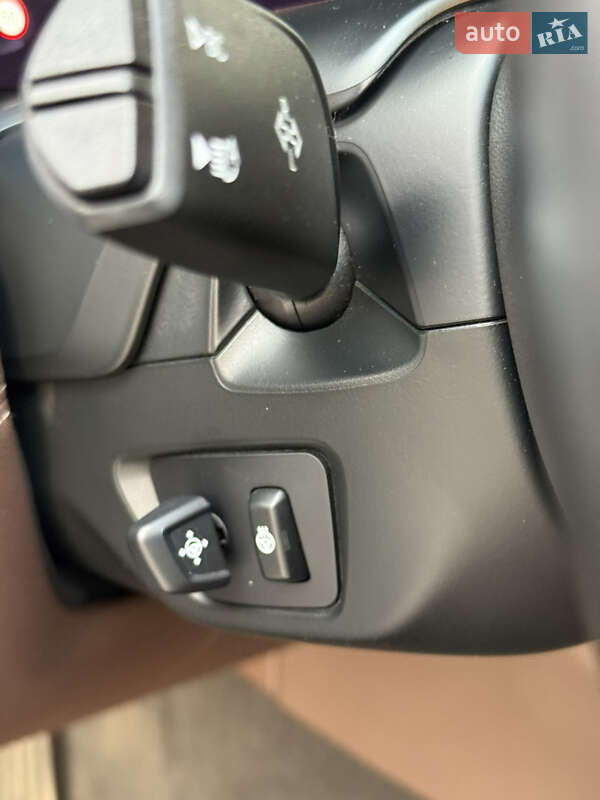 Седан BMW 7 Series 2017 в Львові