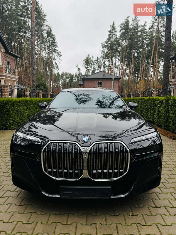 Седан BMW 7 Series 2023 в Киеве фото 4 Седан BMW 7 Series 2023 в Киеве