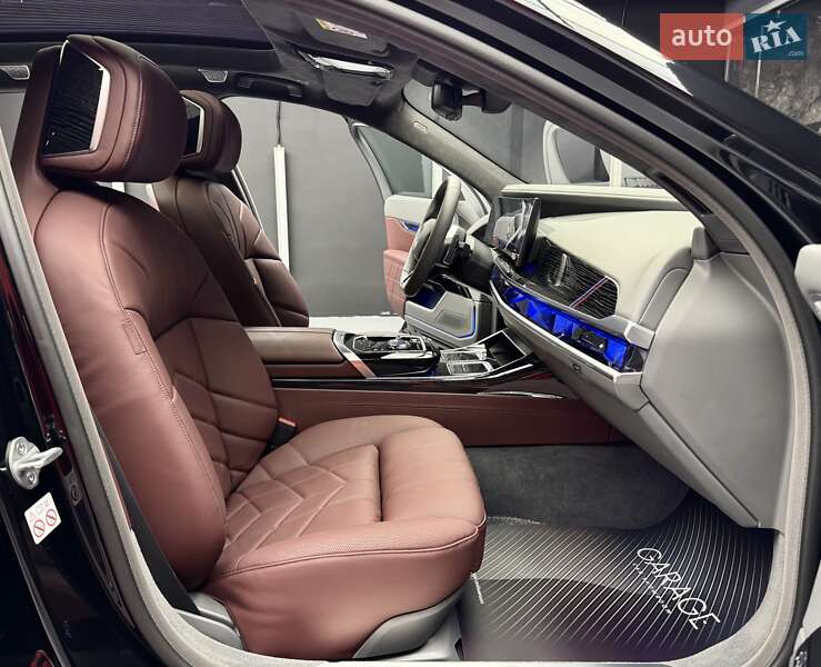 Седан BMW 7 Series 2024 в Киеве фото 64 Седан BMW 7 Series 2024 в Киеве