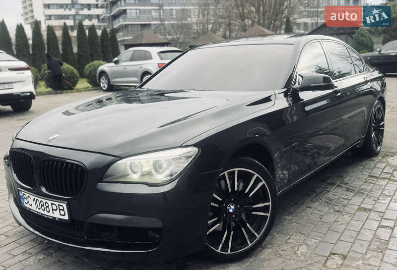 Седан BMW 7 Series 2012 в Львове