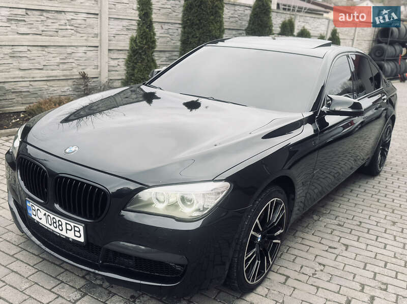Седан BMW 7 Series 2012 в Львове