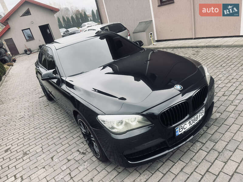Седан BMW 7 Series 2012 в Львове