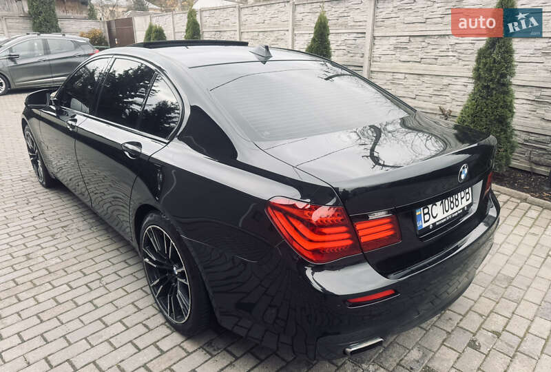 Седан BMW 7 Series 2012 в Львове