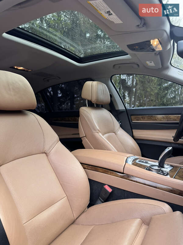 Седан BMW 7 Series 2013 в Тернополе