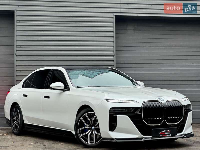 Седан BMW 7 Series 2023 в Киеве