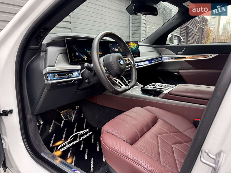 Седан BMW 7 Series 2023 в Киеве