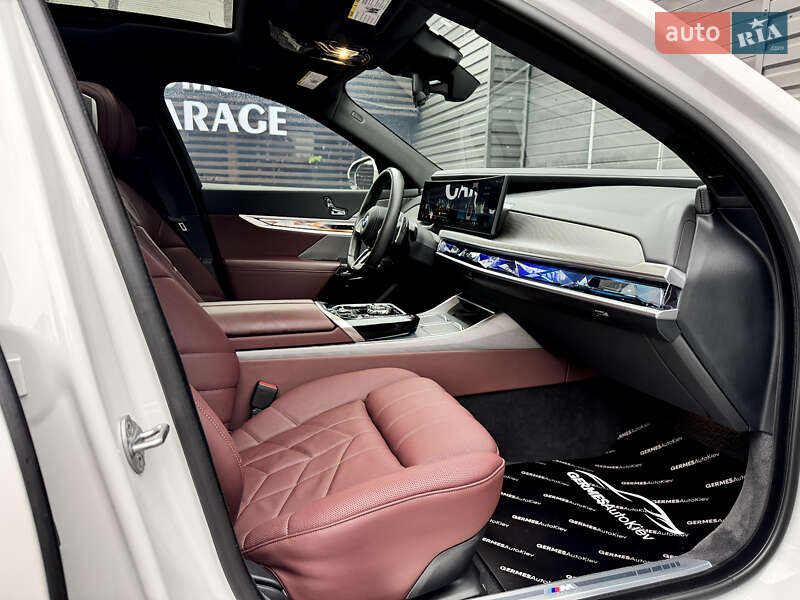 Седан BMW 7 Series 2023 в Киеве