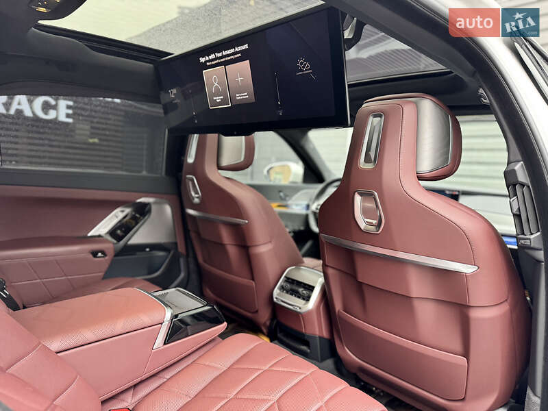 Седан BMW 7 Series 2023 в Киеве