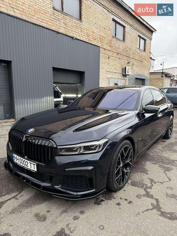 Седан BMW 7 Series 2016 в Киеве фото 6 Седан BMW 7 Series 2016 в Киеве