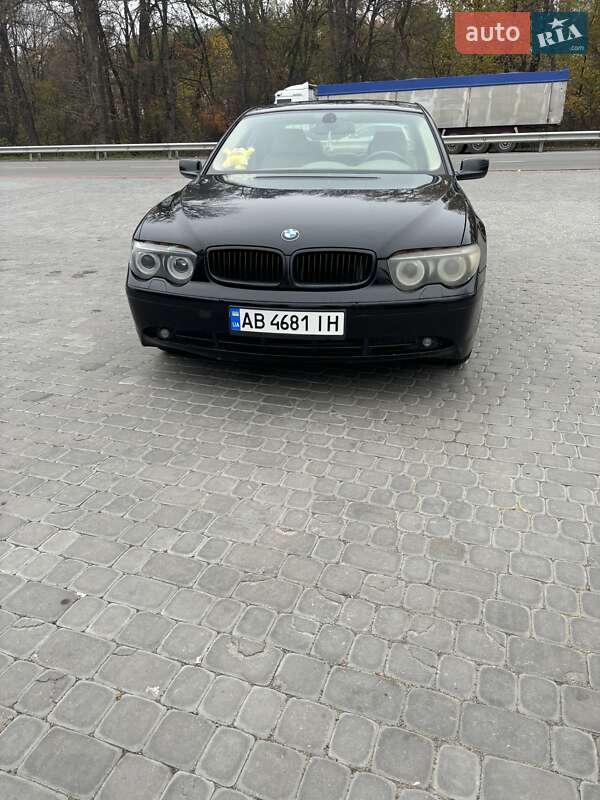 Седан BMW 7 Series 2004 в Виннице