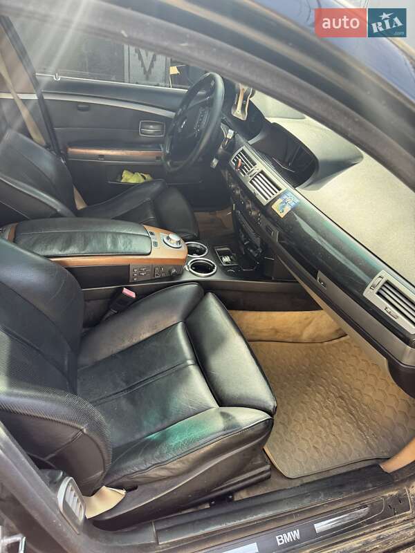 Седан BMW 7 Series 2002 в Раздельной фото 6 Седан BMW 7 Series 2002 в Раздельной