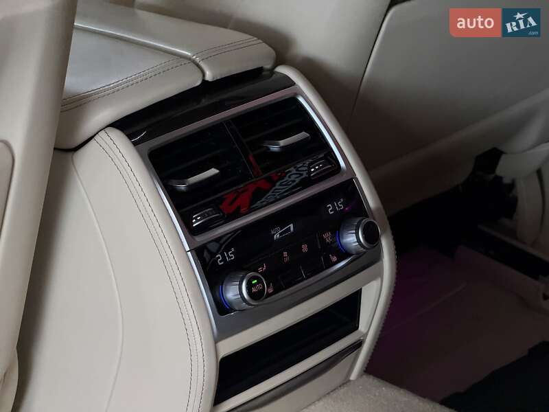 Седан BMW 7 Series 2019 в Тернополе фото 49 Седан BMW 7 Series 2019 в Тернополе