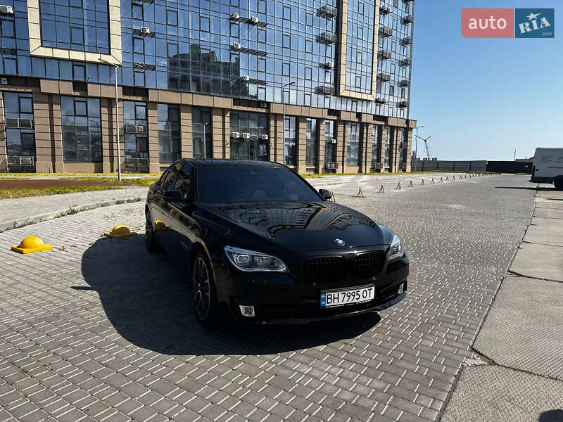 Седан BMW 7 Series 2014 в Одессе