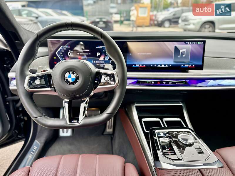 Седан BMW 7 Series 2024 в Киеве фото 50 Седан BMW 7 Series 2024 в Киеве