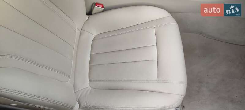 Седан BMW 7 Series 2016 в Киеве