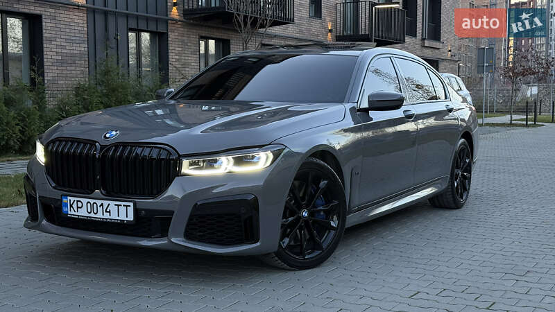 Седан BMW 7 Series 2021 в Ивано-Франковске
