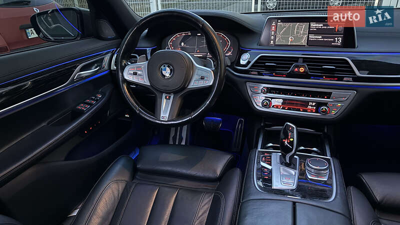 Седан BMW 7 Series 2021 в Ивано-Франковске
