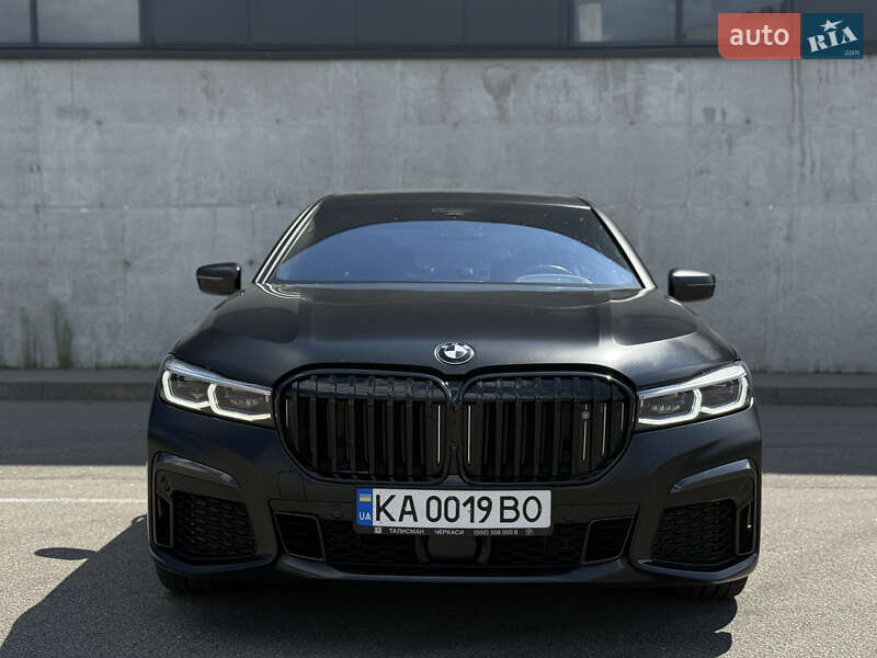 Седан BMW 7 Series 2020 в Киеве