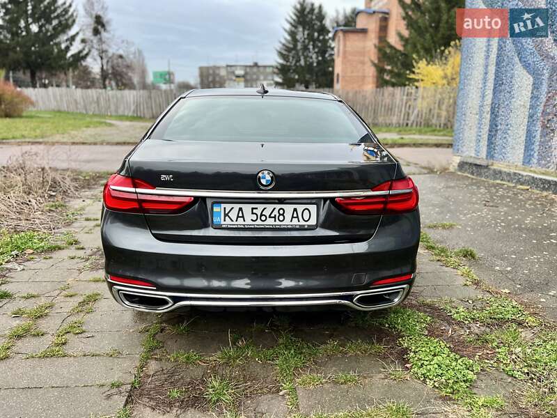 Седан BMW 7 Series 2017 в Житомирі