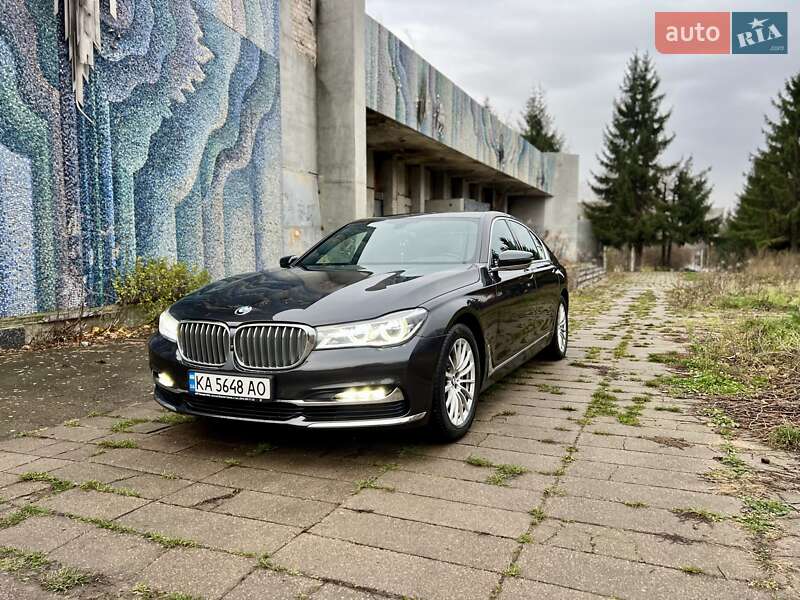 Седан BMW 7 Series 2017 в Житомирі