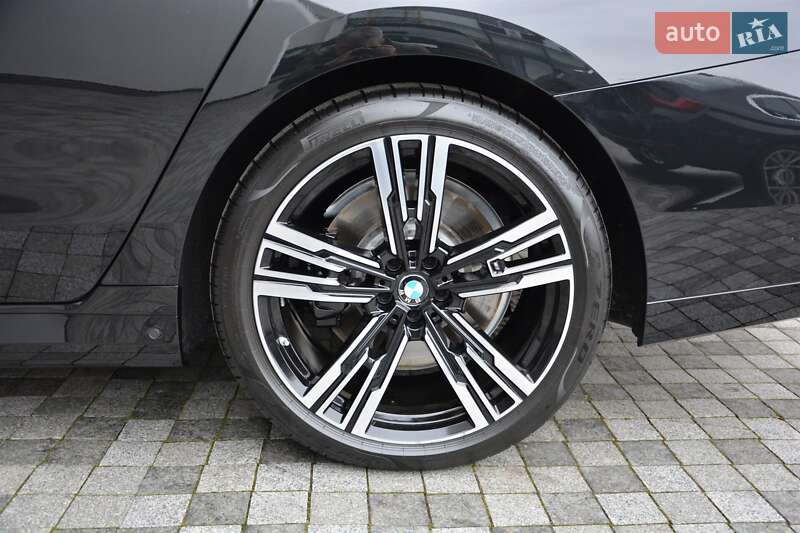 Седан BMW 7 Series 2025 в Киеве фото 10 Седан BMW 7 Series 2025 в Киеве