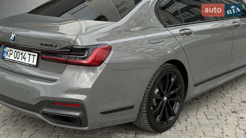 Седан BMW 7 Series 2021 в Ивано-Франковске