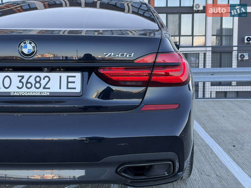 Седан BMW 7 Series 2017 в Ужгороде
