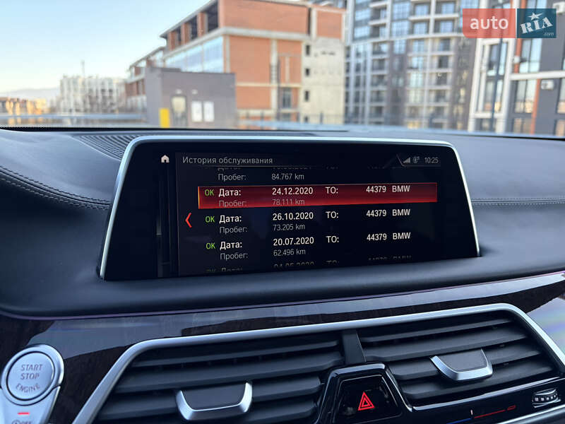 Седан BMW 7 Series 2017 в Ужгороде