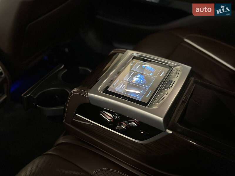 Седан BMW 7 Series 2016 в Львове