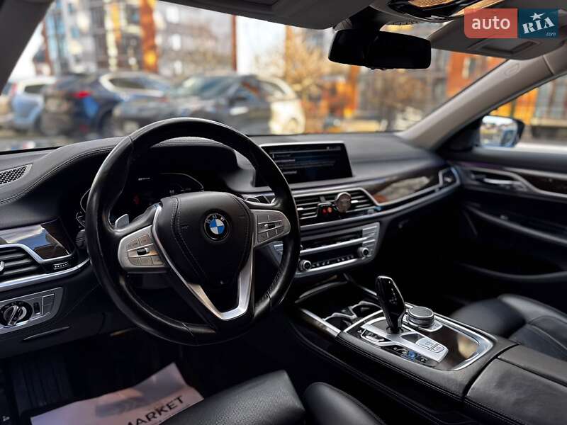 Седан BMW 7 Series 2019 в Ивано-Франковске