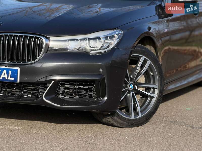 Седан BMW 7 Series 2017 в Кривом Роге
