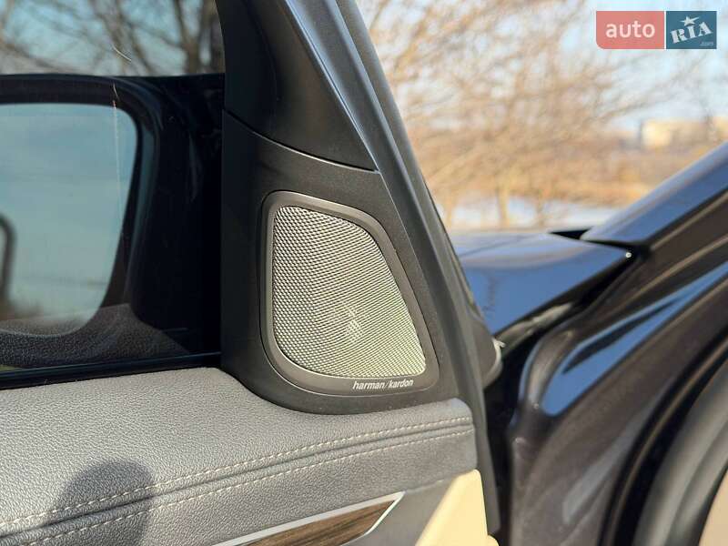 Седан BMW 7 Series 2017 в Кривом Роге