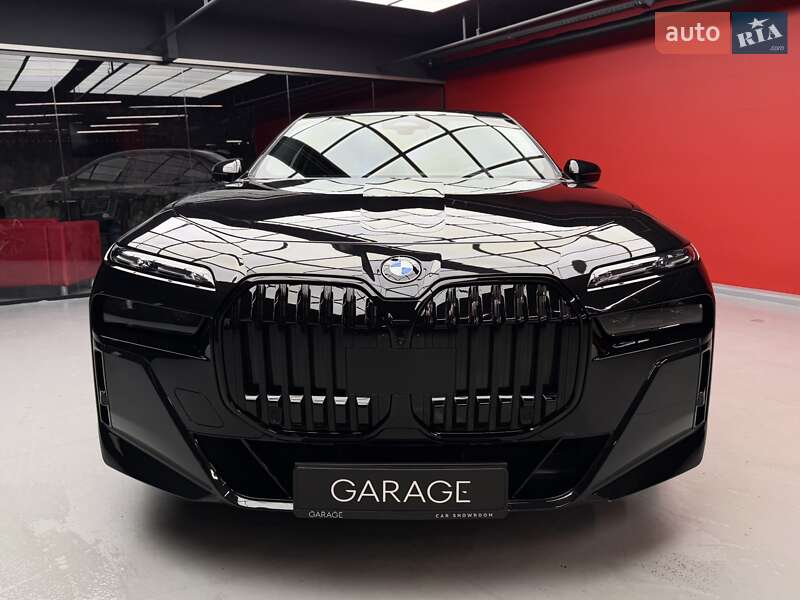 Седан BMW 7 Series 2023 в Киеве