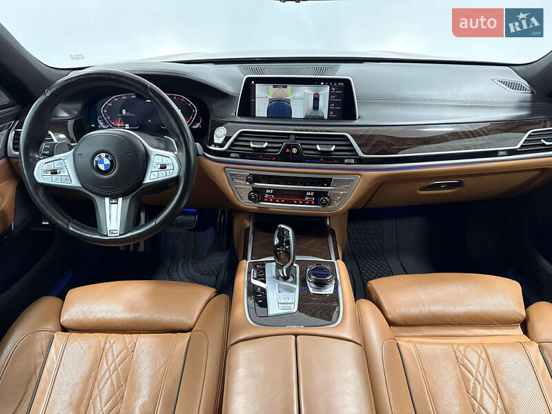 Седан BMW 7 Series 2019 в Одессе