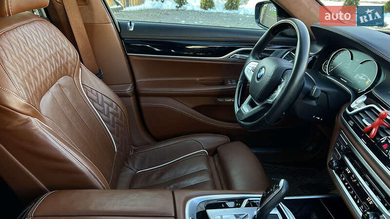 Седан BMW 7 Series 2017 в Львове фото 56 Седан BMW 7 Series 2017 в Львове