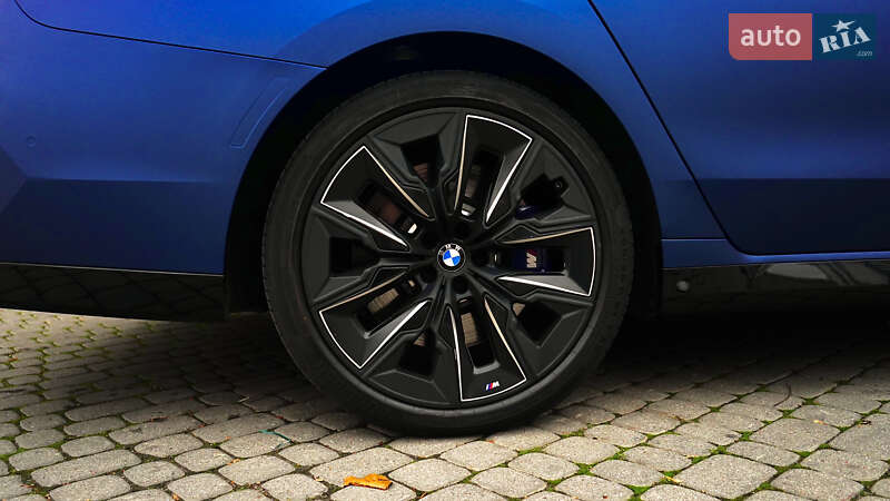 Седан BMW 7 Series 2024 в Львове фото 28 Седан BMW 7 Series 2024 в Львове
