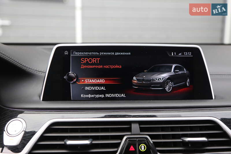 Седан BMW 7 Series 2016 в Киеве