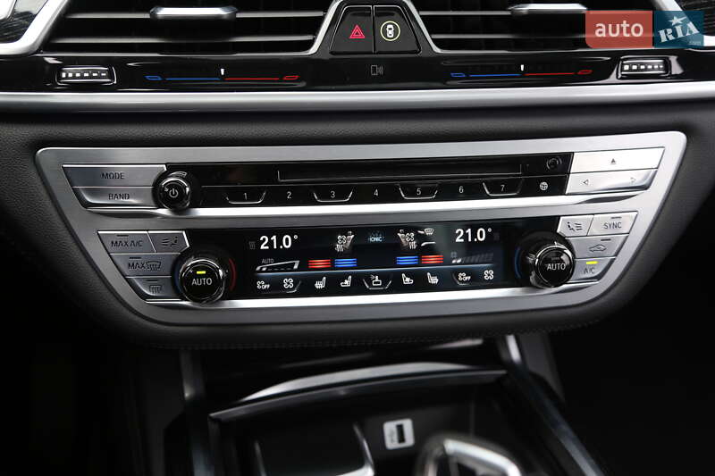 Седан BMW 7 Series 2016 в Киеве