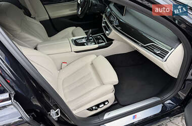 Седан BMW 7 Series 2019 в Киеве
