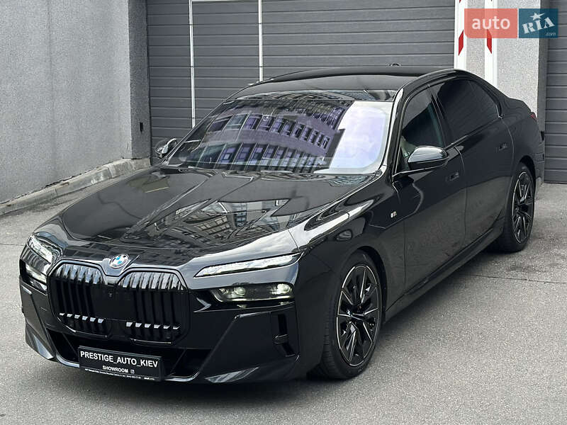 Седан BMW 7 Series 2022 в Киеве