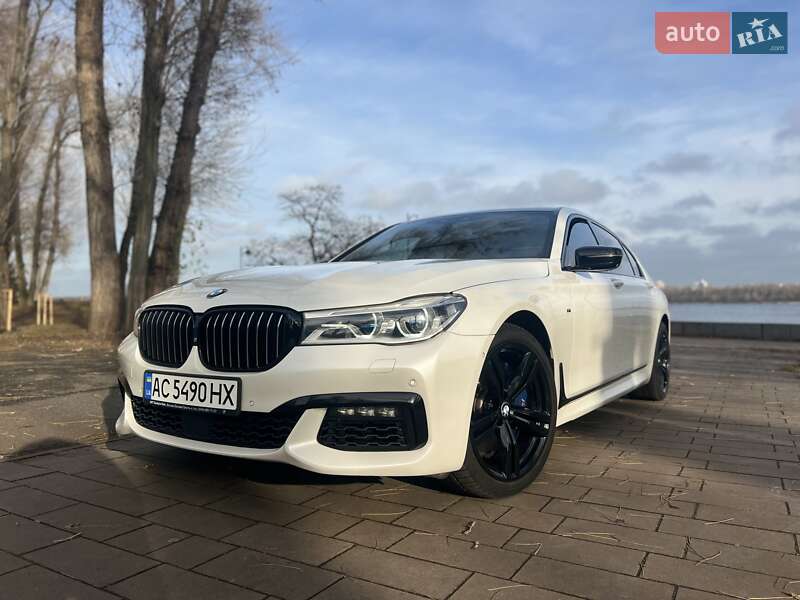 Седан BMW 7 Series 2016 в Киеве