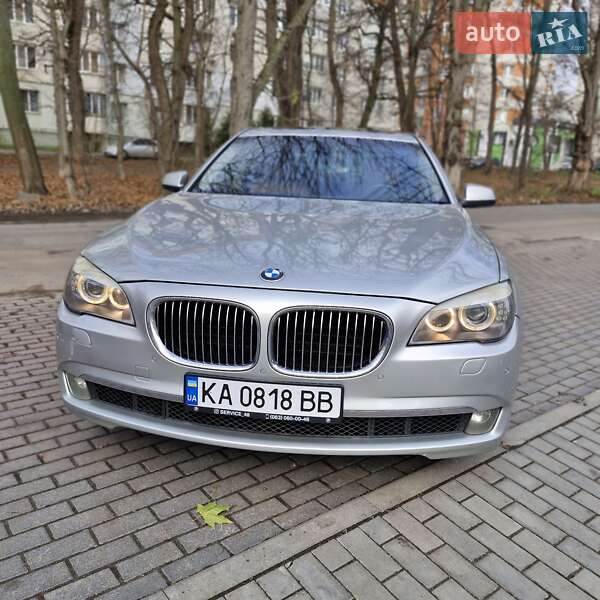 Седан BMW 7 Series 2011 в Виннице