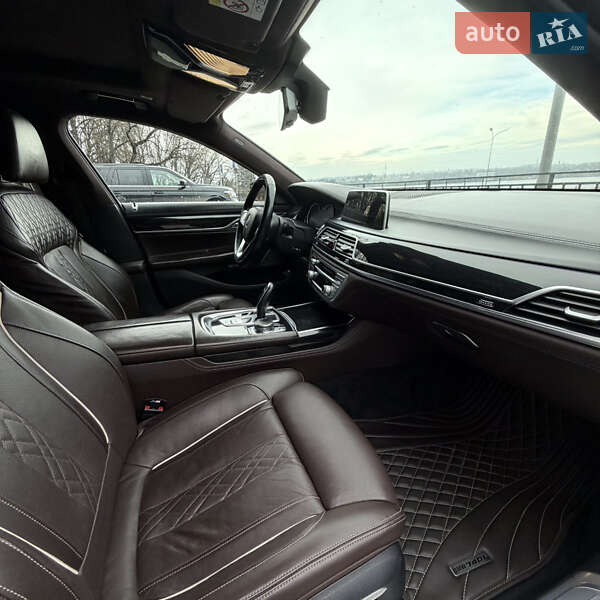 Седан BMW 7 Series 2016 в Тернополе фото 14 Седан BMW 7 Series 2016 в Тернополе