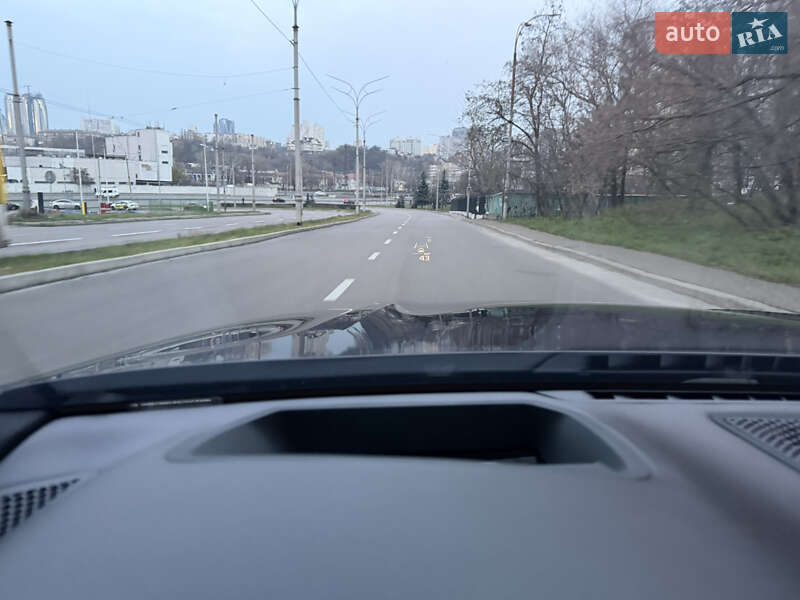 Седан BMW 7 Series 2019 в Киеве фото 25 Седан BMW 7 Series 2019 в Киеве